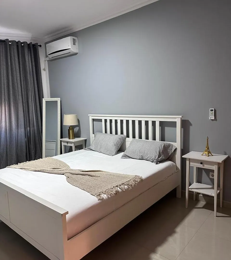 Hilda Guest House Praia